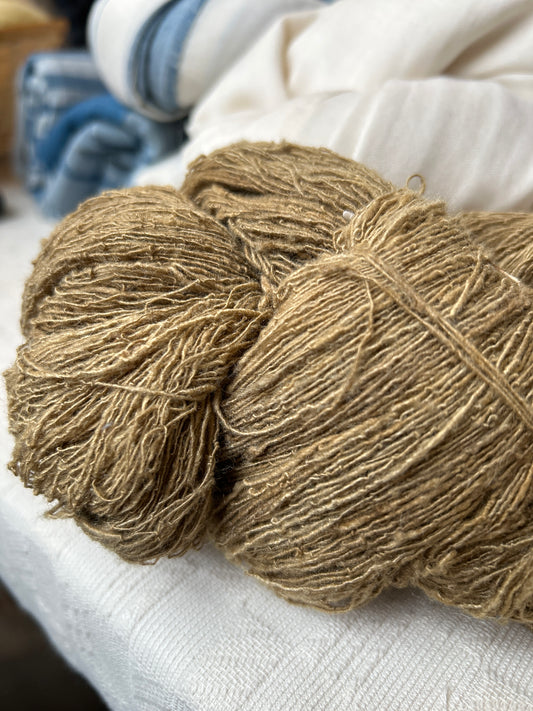 Silk yarn